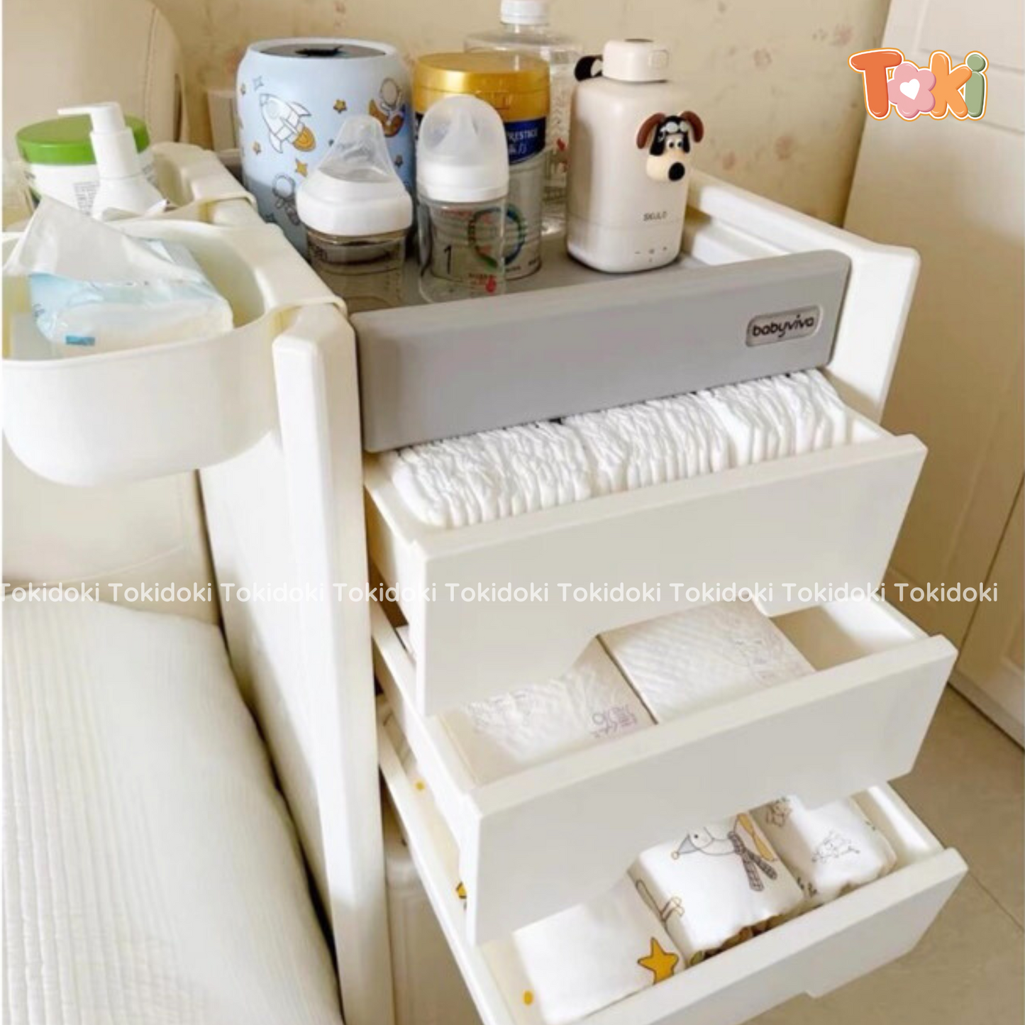 Tủ đầu giường đa năng có bánh xe di chuyển Babyviva