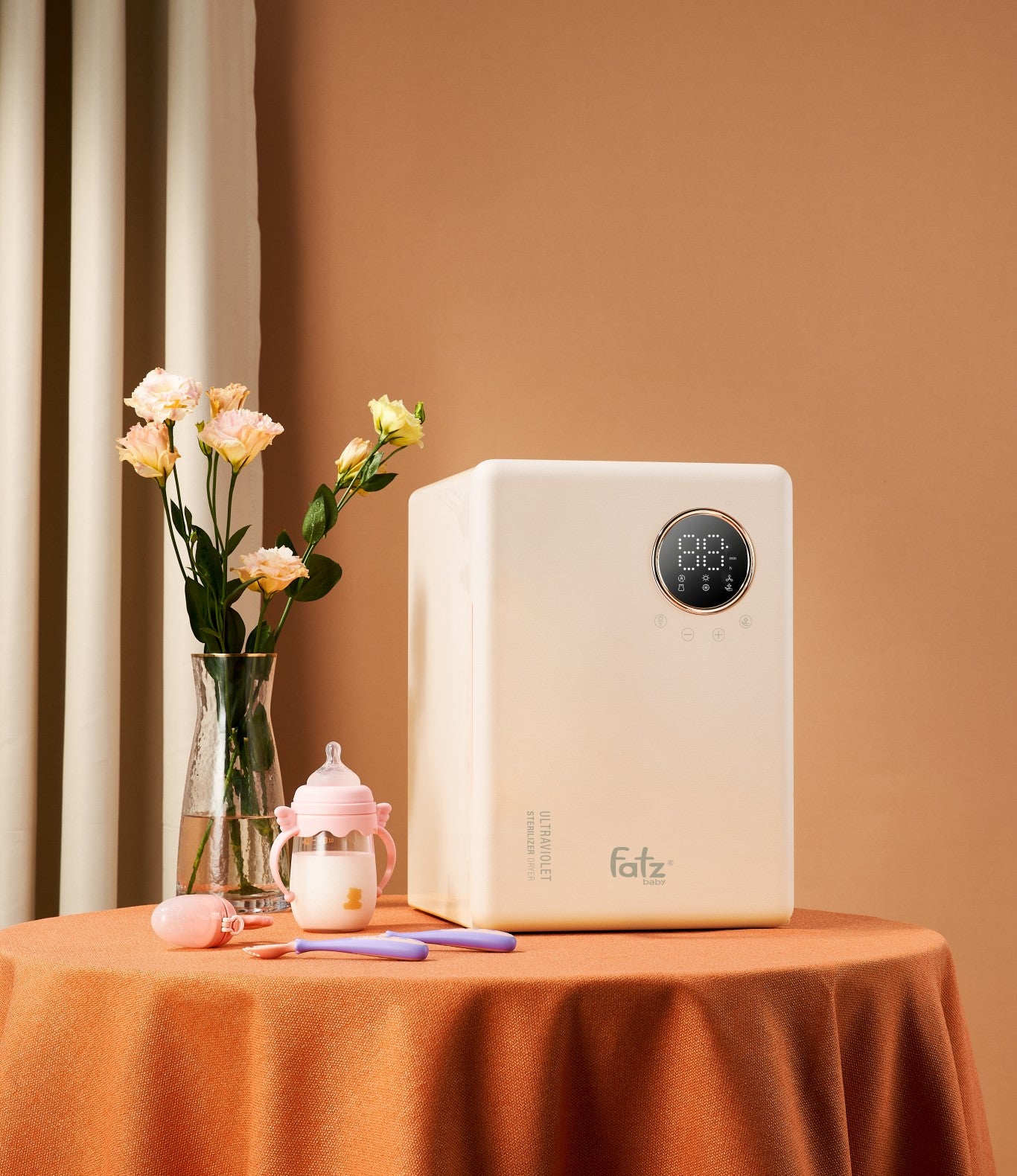 Máy tiệt trùng sấy khô UVC - LED Fatzbaby - 19L - KING 2 - FB4799BT